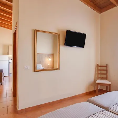 Casa Quemahierro 1 *