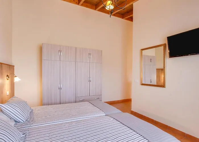 Hébergement de vacances Casa Quemahierro 1