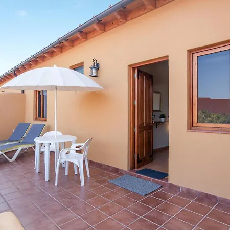 Prázdninový dům Casa Quemahierro 1 *